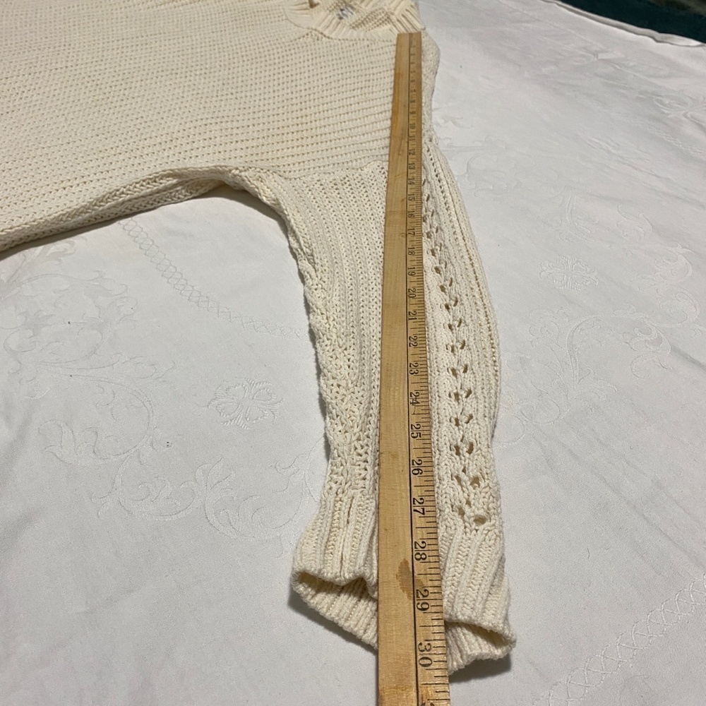 American Eagle Women's Cream Crochet Sweater Size‎ Large - Picture 10 of 11